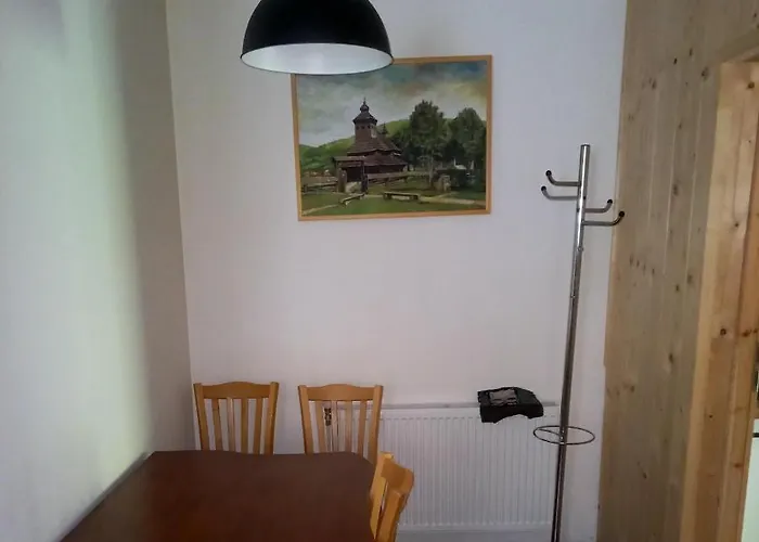 Milano S Vyrivkou A Terasou Apartamento Kvakovce