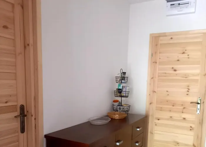 Milano S Vyrivkou A Terasou Apartamento Kvakovce