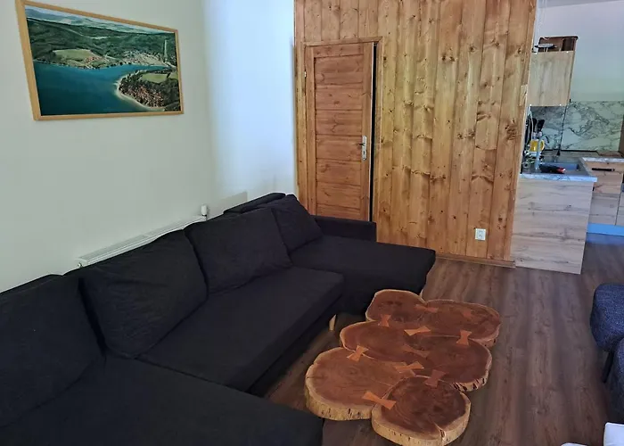 Apartamento Milano S Vyrivkou A Terasou Kvakovce
