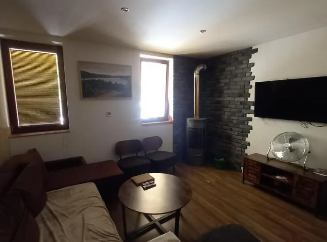 Milano S Vyrivkou A Terasou Apartamento