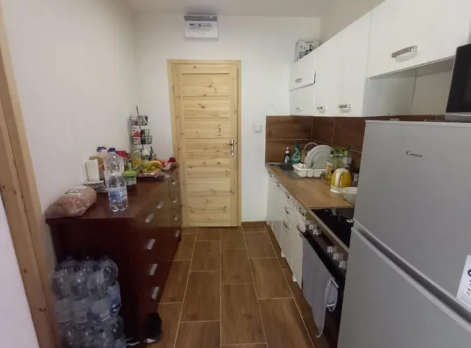 Milano S Vyrivkou A Terasou Apartamento Kvakovce
